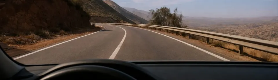 الْقُوَّةُ النَّابِذَةُ كَتَدَفُّعِ السَّيَّارَةِ